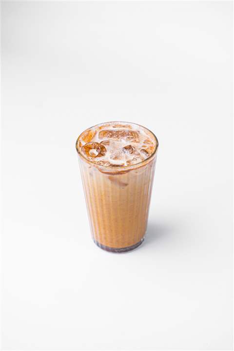 آیس جینجر لاته با شیر گیاهی