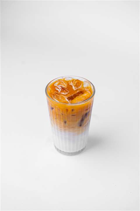 آیس لاته با شیر گیاهی